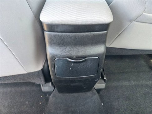 Used 2016 Toyota Corolla LE image 10