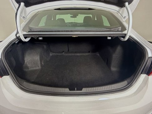 Used 2024 Chevrolet Malibu LT image 25