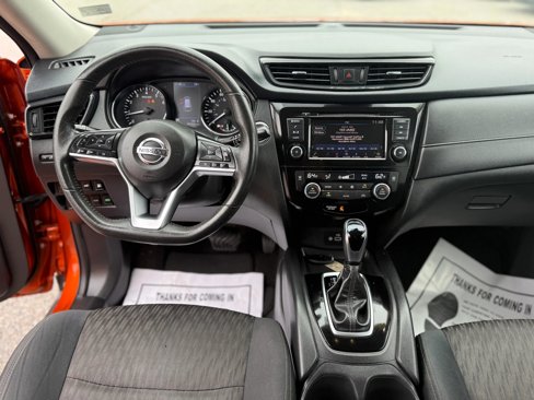 Used 2019 Nissan Rogue SV image 17