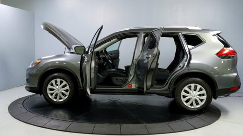 Used 2017 Nissan Rogue S w/ S Appearance Package image 12