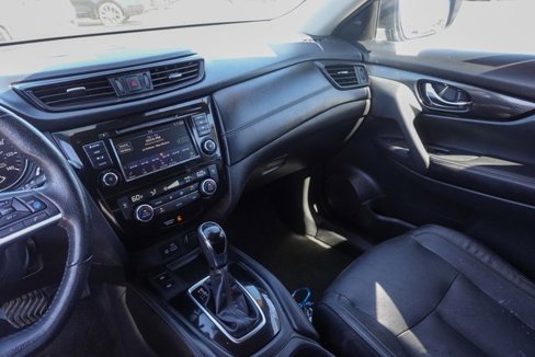 Used 2019 Nissan Rogue SL w/ Premium Package image 25