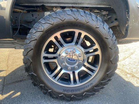Used 2015 Ford F350 Platinum w/ Platinum Package image 13