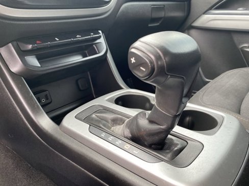 Used 2020 Chevrolet Colorado LT image 16