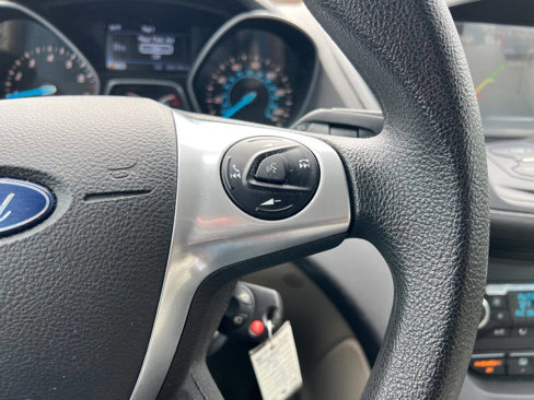 Used 2015 Ford Escape SE w/ Equipment Group 201A image 13