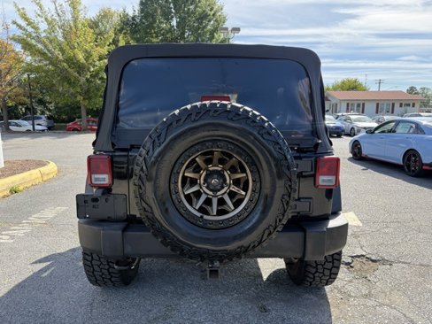 Used 2013 Jeep Wrangler Unlimited Sport image 4
