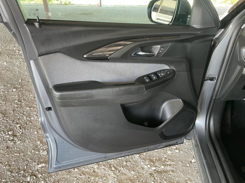 Used 2022 Chevrolet TrailBlazer LT w/ Convenience Package image 22