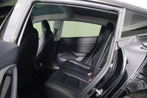 Used 2022 Tesla Model 3 Long Range image 11