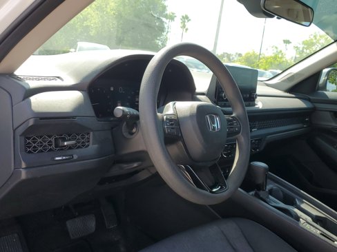 Used 2023 Honda Accord EX image 24