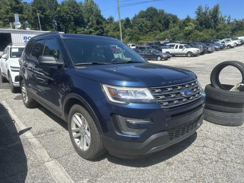 Used 2017 Ford Explorer FWD image 2