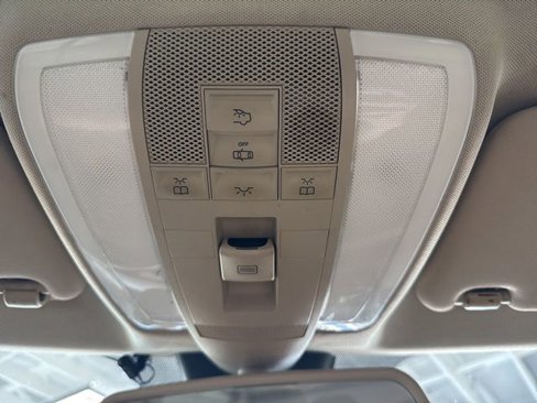 Used 2010 Mercedes-Benz C 300 4MATIC Sedan image 45