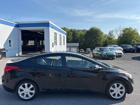 Used 2011 Hyundai Elantra Limited image 8