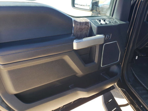 Used 2017 Ford F350 Lariat w/ Chrome Package image 10