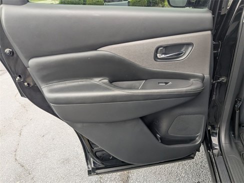 Used 2021 Nissan Murano SV image 27