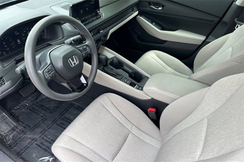 Used 2024 Honda Accord EX image 9