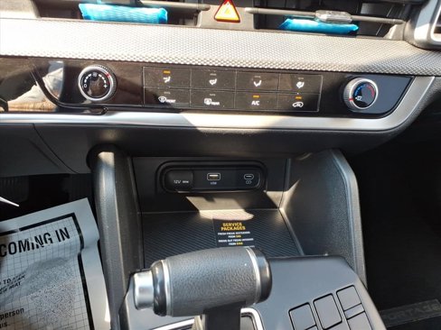 Used 2023 Kia Sportage LX image 14