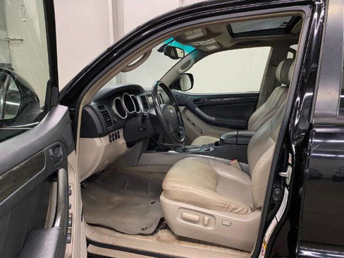 Used 2004 Toyota 4Runner Limited image 10