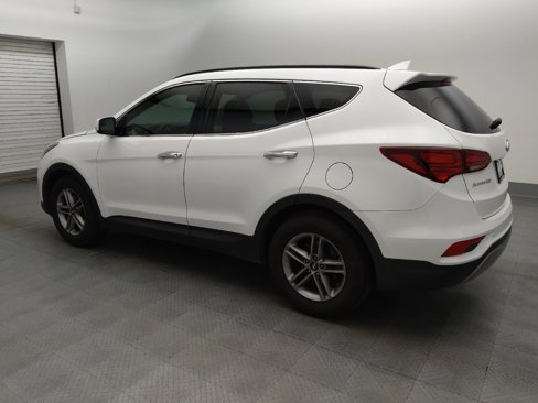 Used 2017 Hyundai Santa Fe Sport image 3