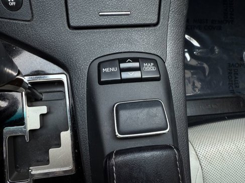 Used 2013 Lexus ES 350 image 9