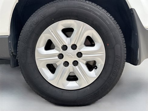 Used 2017 Chevrolet Traverse LS image 30