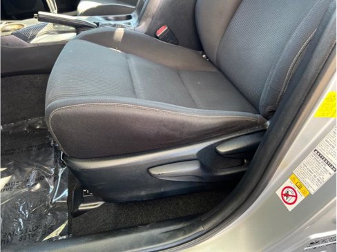 Used 2013 Toyota RAV4 XLE image 4