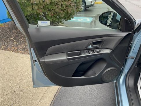 Used 2012 Chevrolet Cruze Eco image 13