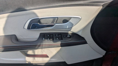 Used 2011 Chevrolet Equinox LT w/ Driver Convenience Package image 34