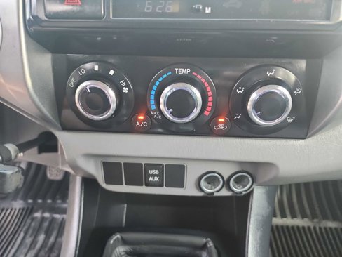 Used 2013 Toyota Tacoma 4x4 Access Cab w/ SR5 Pkg image 27