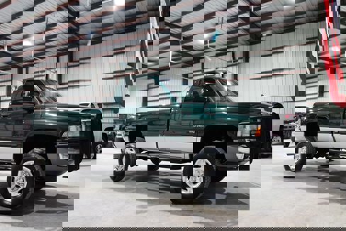 Used 2002 Dodge Ram 2500 Truck SLT image 14