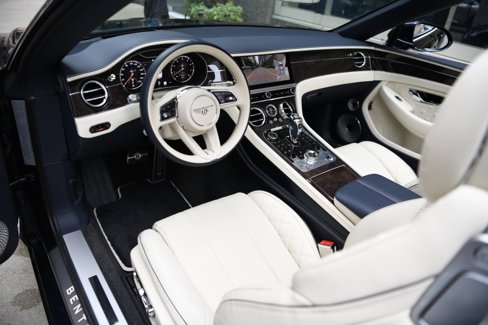 Used 2022 Bentley Continental GT image 12