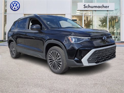 Used 2025 Volkswagen Taos SE image 1