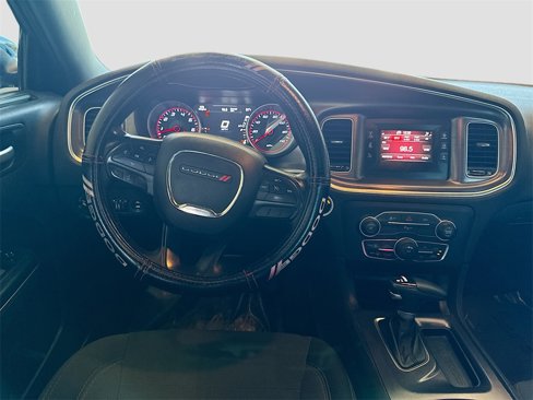 Used 2015 Dodge Charger SE w/ Popular Equipment Group image 19