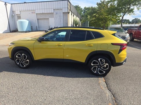 Used 2024 Chevrolet Trax RS w/ Driver Confidence Package image 4
