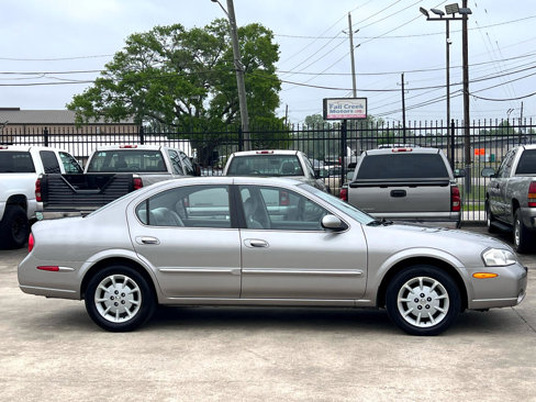 Used 2000 Nissan Maxima SE image 9