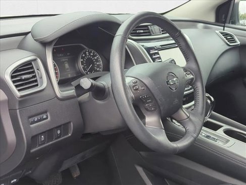 Used 2021 Nissan Murano SV image 9