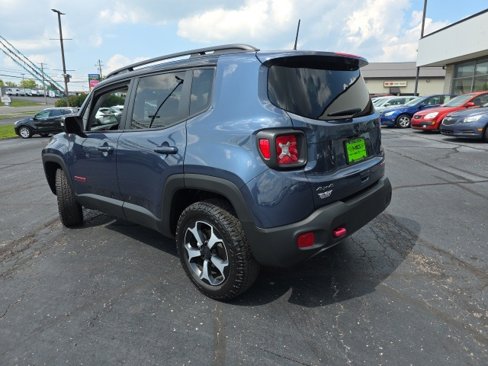 Used 2022 Jeep Renegade Trailhawk w/ Sun/Sound Group image 4