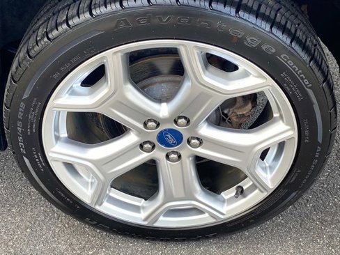 Used 2019 Ford Escape Titanium image 26