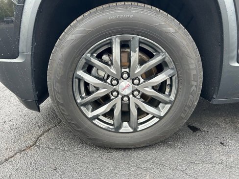 Used 2018 GMC Acadia SLT image 10