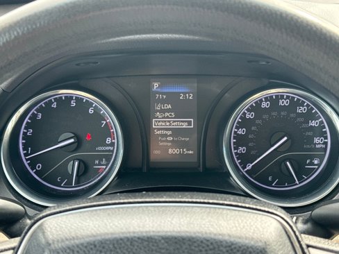 Used 2019 Toyota Camry LE image 17