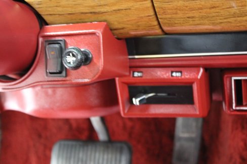 Used 1986 Jeep Grand Wagoneer image 20