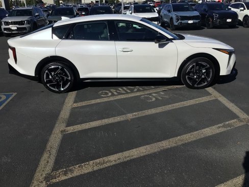 New 2025 Kia K4 GT-Line image 6