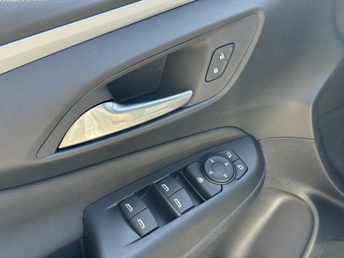 New 2026 Buick Envista Preferred image 11
