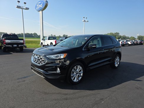 Certified 2022 Ford Edge Titanium image 1