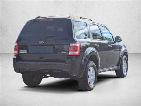 Used 2011 Ford Escape XLT w/ 203A Rapid Spec Order Code image 5