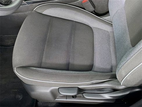 Used 2025 Chevrolet TrailBlazer LT w/ Driver Confidence Package image 21