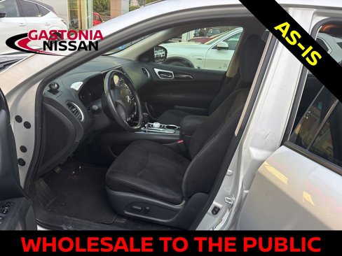 Used 2015 Nissan Pathfinder SV image 7