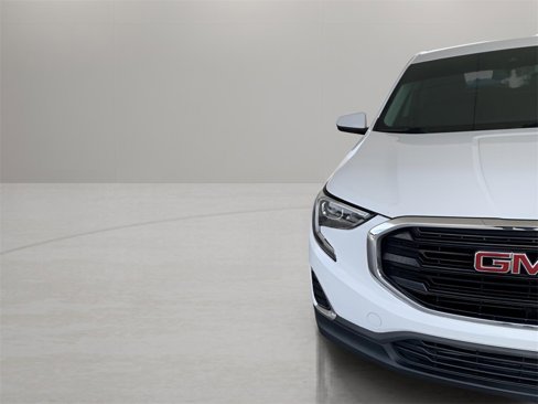 Used 2020 GMC Terrain SLE image 5