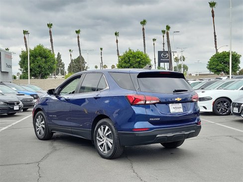 Used 2022 Chevrolet Equinox LT image 2