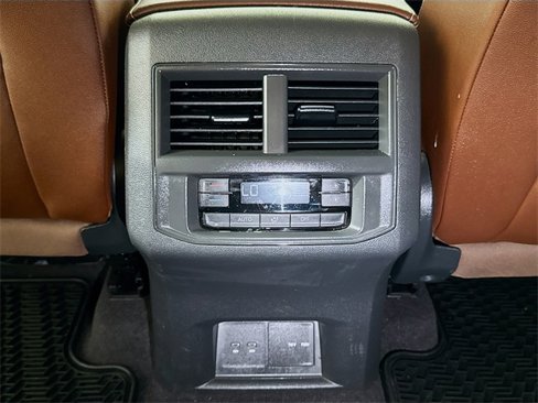Used 2021 Volkswagen Atlas SE image 22