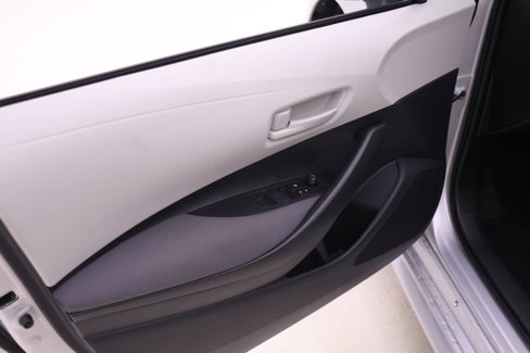 New 2026 Toyota Corolla LE image 9