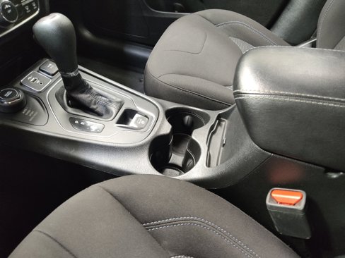 Used 2020 Jeep Cherokee Latitude image 26